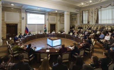 Награждение победителей конкурсов на предоставление именных премий,  именных стипендий и грантов Правительства Новосибирской области